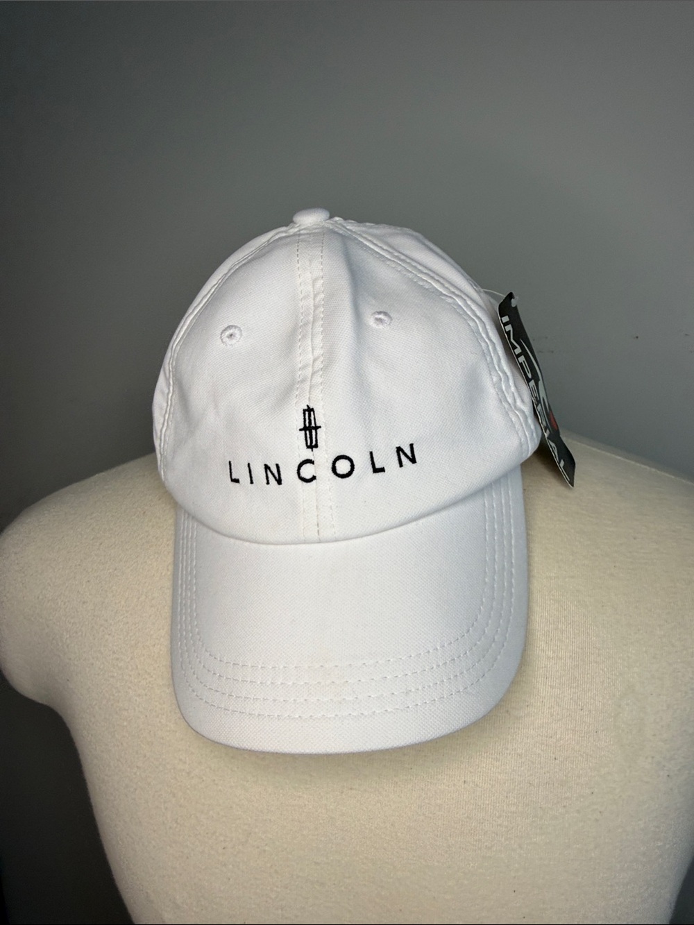 NWT White Lincoln Baseball Cap one size